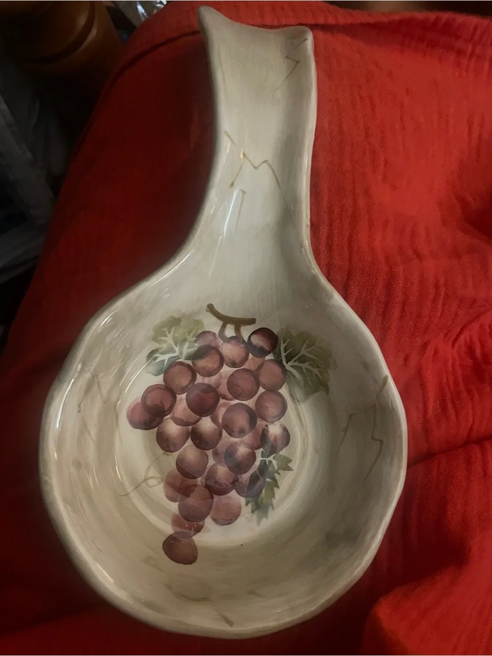 Cabernet Tabletops Unlimited Spoon Rest with Grape Design - Cream and Brown